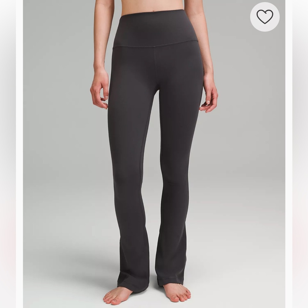Lululemon Athletica Align™ High-Rise Flare Pant
Regular size 10